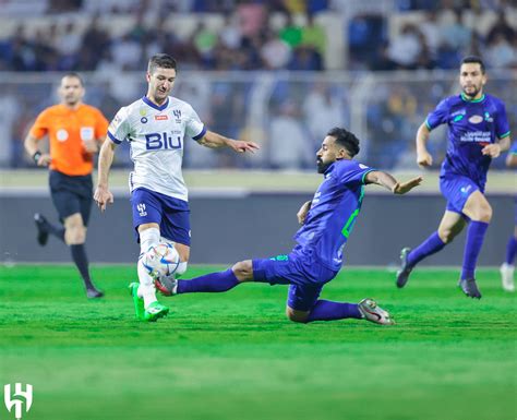 مباراة الهلال والفتح