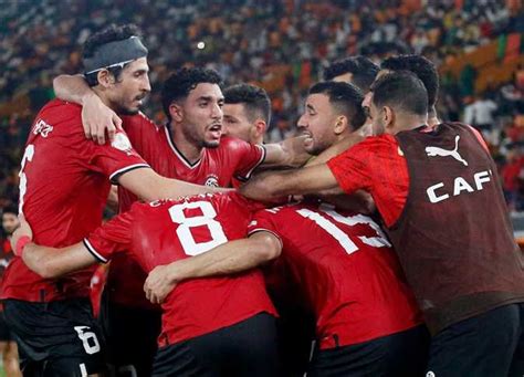 منتخب مصر والراس الاخضر مباشر