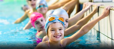 موضوع عن هواية السباحة للاطفال
