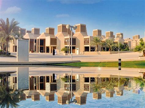 موقع جامعة قطر الرئيسي