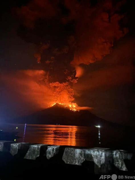 インドネシア 噴火 2024