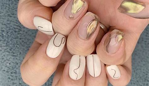 マットゴールドな水銀ネイル Swag nails, Minimal nails, Gel nails