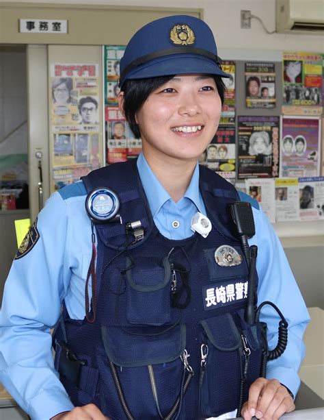 兵庫女性警官顔