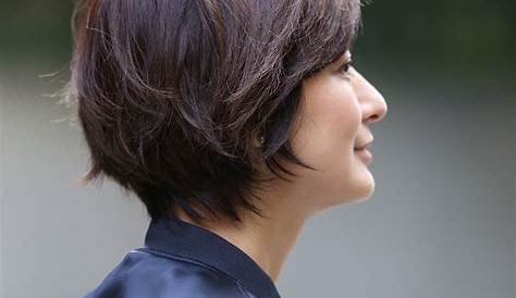 【50代のヘア】常に進化中！ 富岡佳子さんの絶妙にラフで色っぽい「富岡ボブ」（集英社ハピプラニュース） Yahoo!ニュース