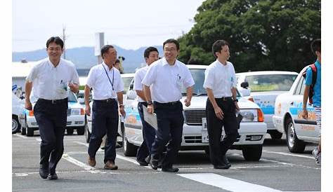 掛川 自動車学校教官になる方法とは