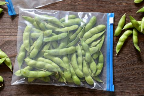 枝豆の保存方法は？茹でる前（生のまま）や冷凍庫・冷蔵庫・常温での期間も紹介！ 調味料辞典