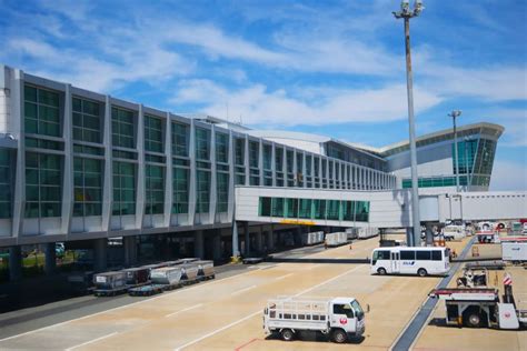 후쿠오카 공항 국제선 국내선