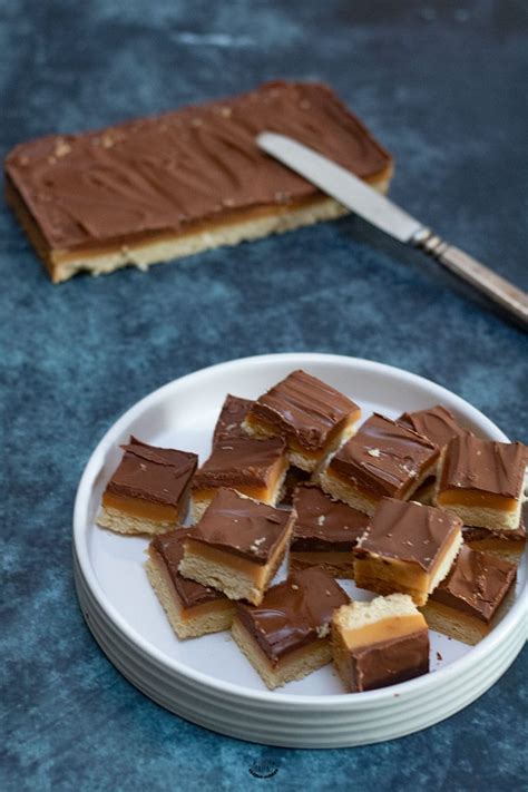 Gâteau shortbread fraîchement cuit