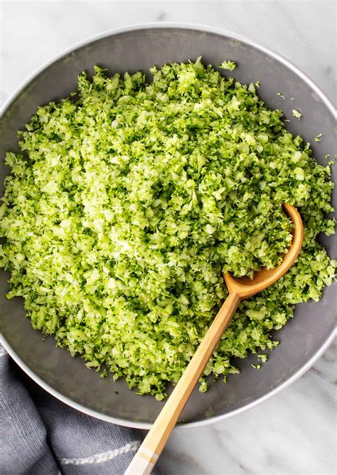 Broccoli rice made in a food processor