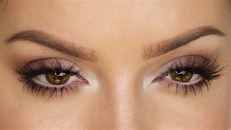 Daytime makeup
