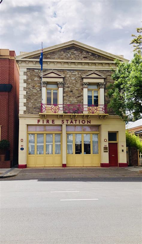 Fire Station Inn Adelaide Exterior