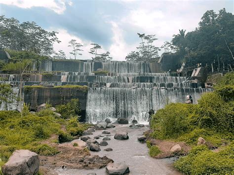 Grojogan Watu Rumpuk