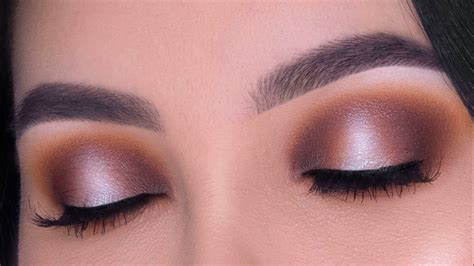 Halo Eye Makeup Look