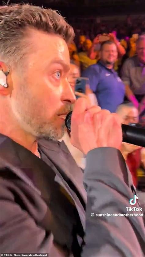 Justin Timberlake fans cheering