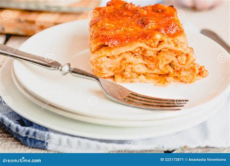 Lasagne servie