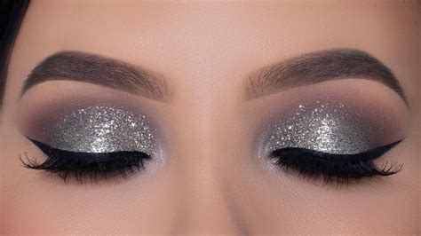 Silver Metallic Eye Makeup