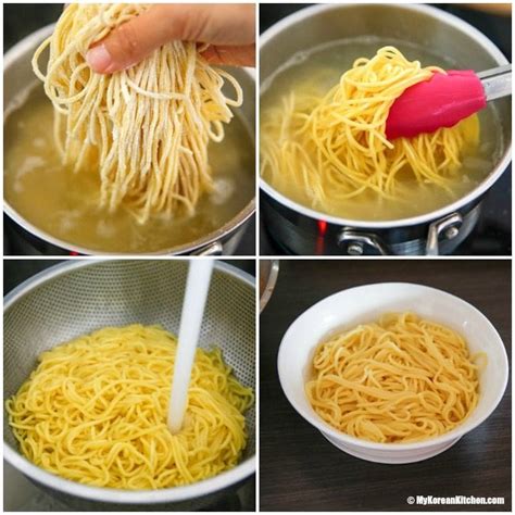 Step 4 of Jjamppong Noodles Preparation