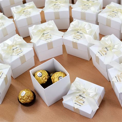 Wedding Favors: Thinking Both Inside and Outside The Box