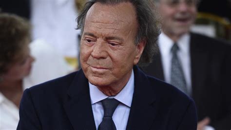 09 19 26 nacimiento de julio iglesias