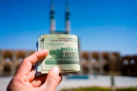 1 доллар в иранских риалах