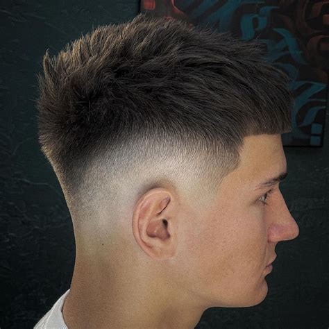 Discover the Ultimate Style Upgrade with the 1 On Top Skin Fade - A Cut Above the Rest!