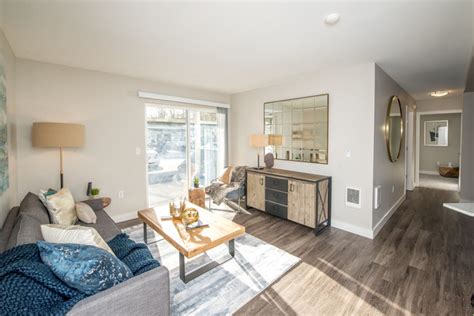 1 Bedroom Apartment In Gresham Apartment Post
