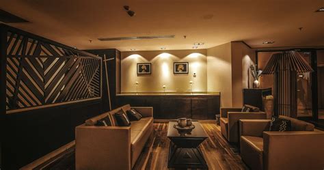 1. Devise a clever lighting scheme