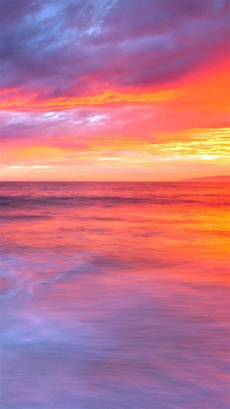 1. Aesthetic gradient sunset wallpaper