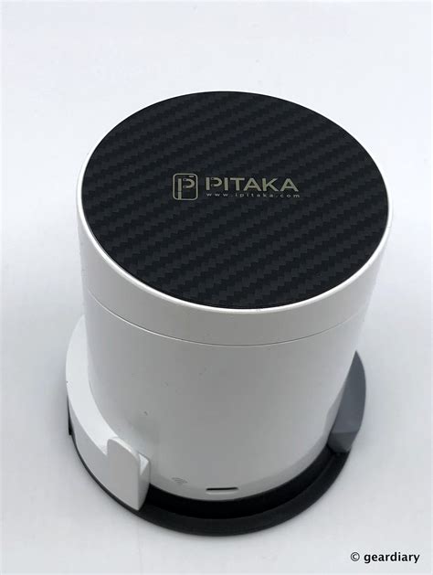 1. Pitaka MagDock