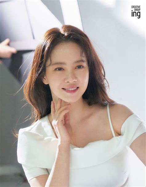 1. Song JiHyo