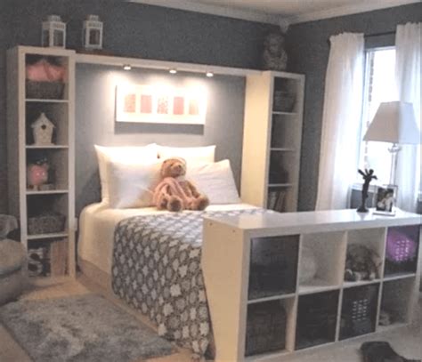 10 Best Ways To Arrange A Bedroom: Maximizing Space And Functionality