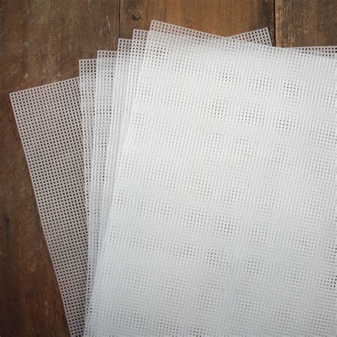 10 Mesh Plastic Canvas Guide