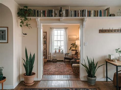 10. Make use of vertical space in small spaces