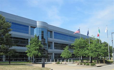 1000 Technology Center Drive Architecture