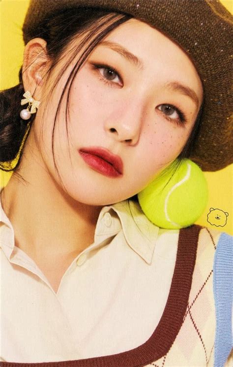 11. Kim SeulGi
