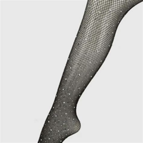 12 fishnets