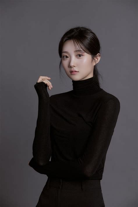 12. Nam GyuHee