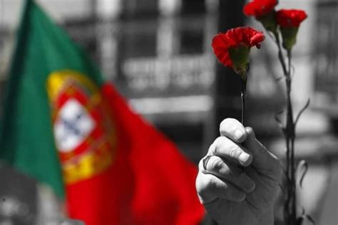 13 de maio feriado portugal