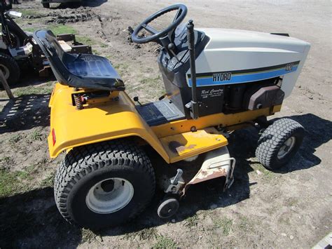 CUB CADET 1320 Lot 387, June Equipment Consignment Auction, 6/7/2022