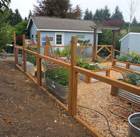 15 Super Easy DIY Garden Fence Ideas You Need To Try