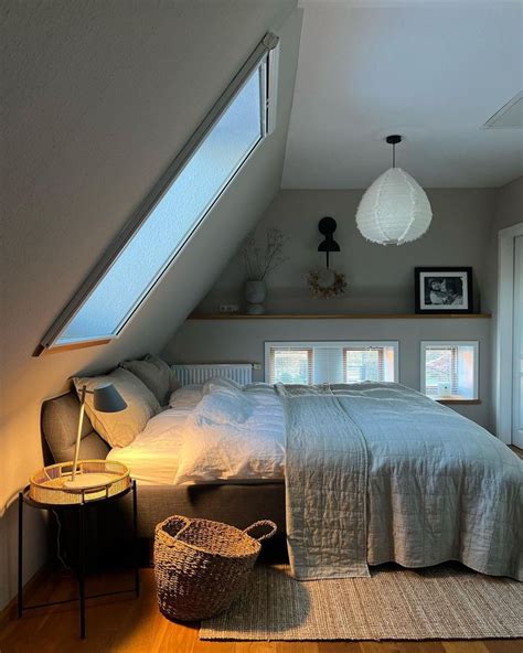 15. Enhance light in small bedroom ideas