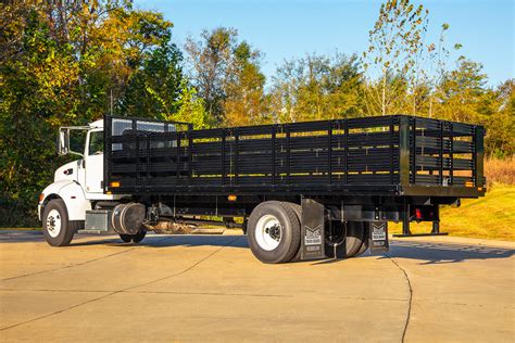 16 foot stake bed truck