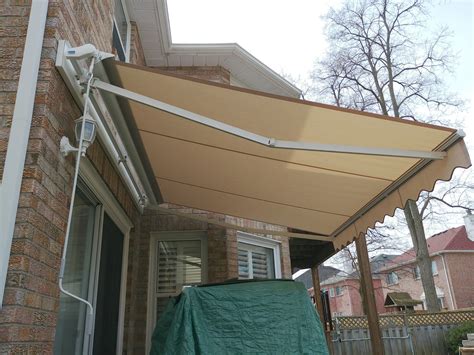 16 foot wide retractable awning