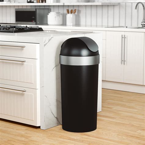 16 gallon kitchen trash can