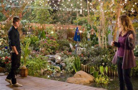17 again backyard scene