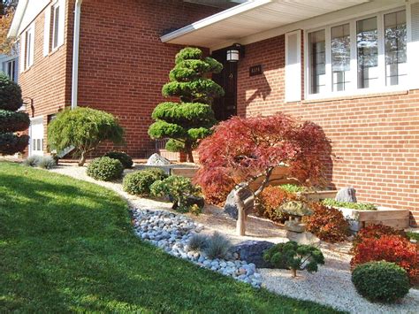 18 Relaxing JapaneseInspired Front Yard Décor Ideas DigsDigs Front