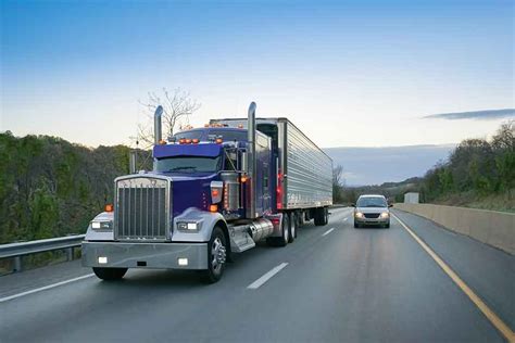18 Wheeler Truck Insurance Companies