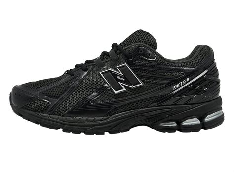 1906r new balance black