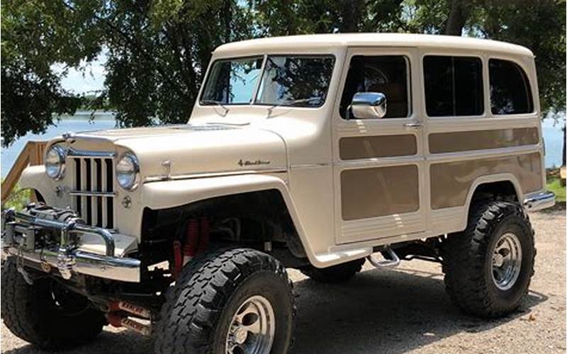 1956 Willys Jeep Station Wagon Features