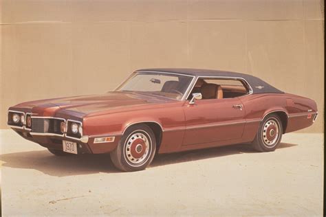 A stunning view of the 1970 Ford Thunderbird, showcasing its distinctive grille and body lines